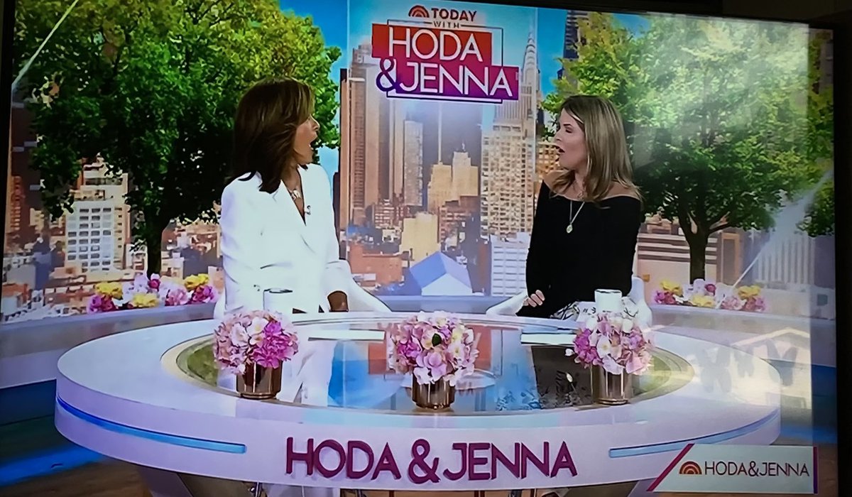 Hoda Kotb and Jenna bush Hager on today show https://t.co/twTPcQYNbP