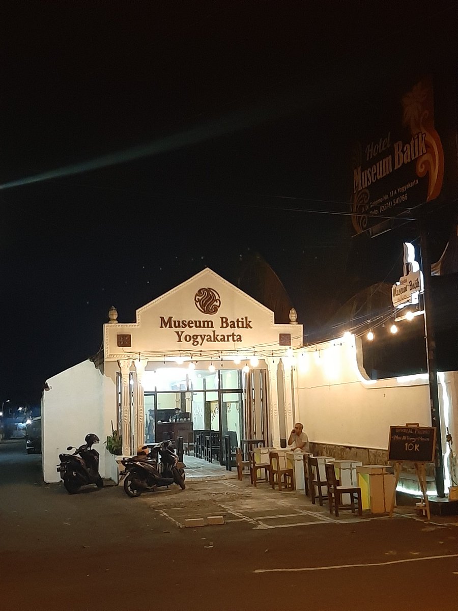 Kedai Museum Batik mulai buka tipis² njih.. monggo mampir..😊