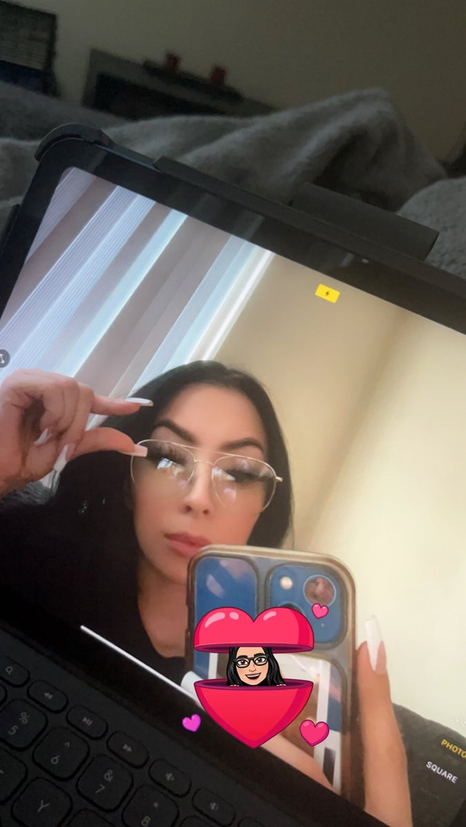 SpendOnMee's tweet photo. I’m awake losers!

First sub to send today gets a special surprise💋

Findom cuck sorority brat drain sph https://t.co/VETWrcNA4m
