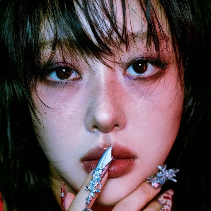 thinkchuuves's tweet image. C-CHUUUVES!! W-whaaaaat 😵🤌🏻💗