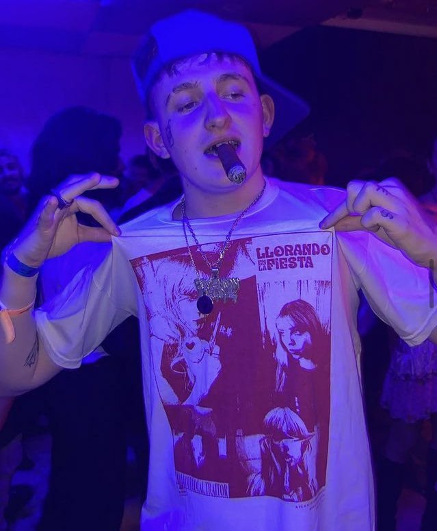 memi on Twitter vas a ser fan de dillom y bardear a Blair"