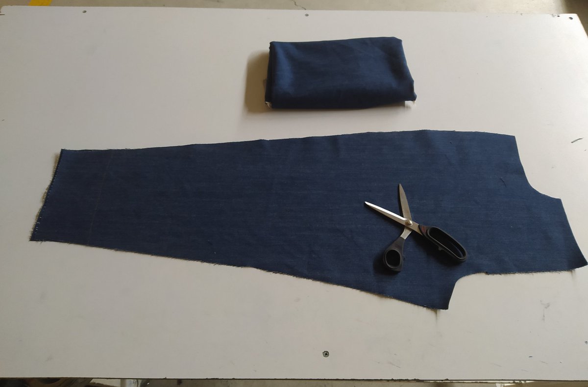 Demirart2's tweet photo. ✂️👖 https://t.co/1cmWIjHCbm