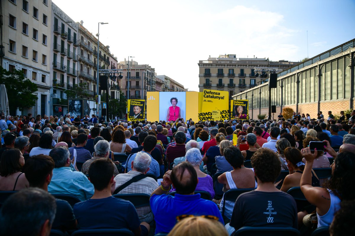 ERC Barcelona tweet media