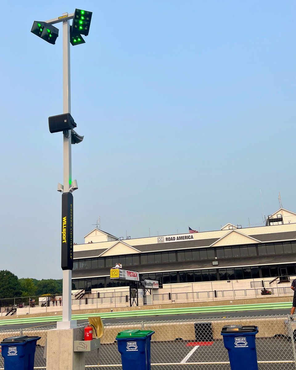 wilightinglab's tweet photo. Race Programming in action at the Road America vintage racing event this past weekend! Green Flag, Yellow Flag, Red Flag &amp; Checkered Flag visual indicators to assist with race communication to racers and spectators alike! #madeinwi #willsport #roadamerica https://t.co/uOBINGXDPs