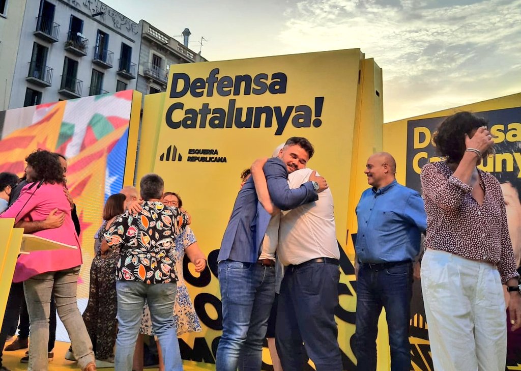 ERC Barcelona tweet media