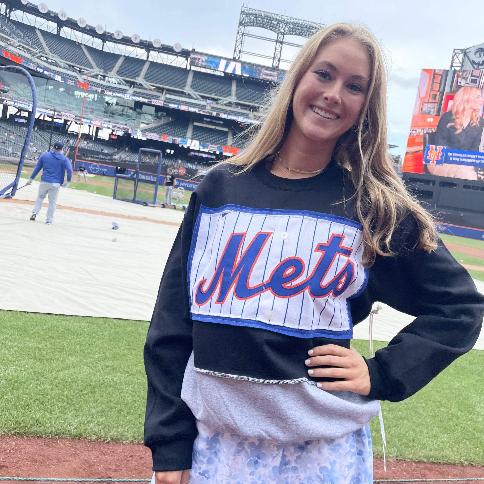 Mets Team Store on X: Restocked on @RefriedApparel 😄 One of a