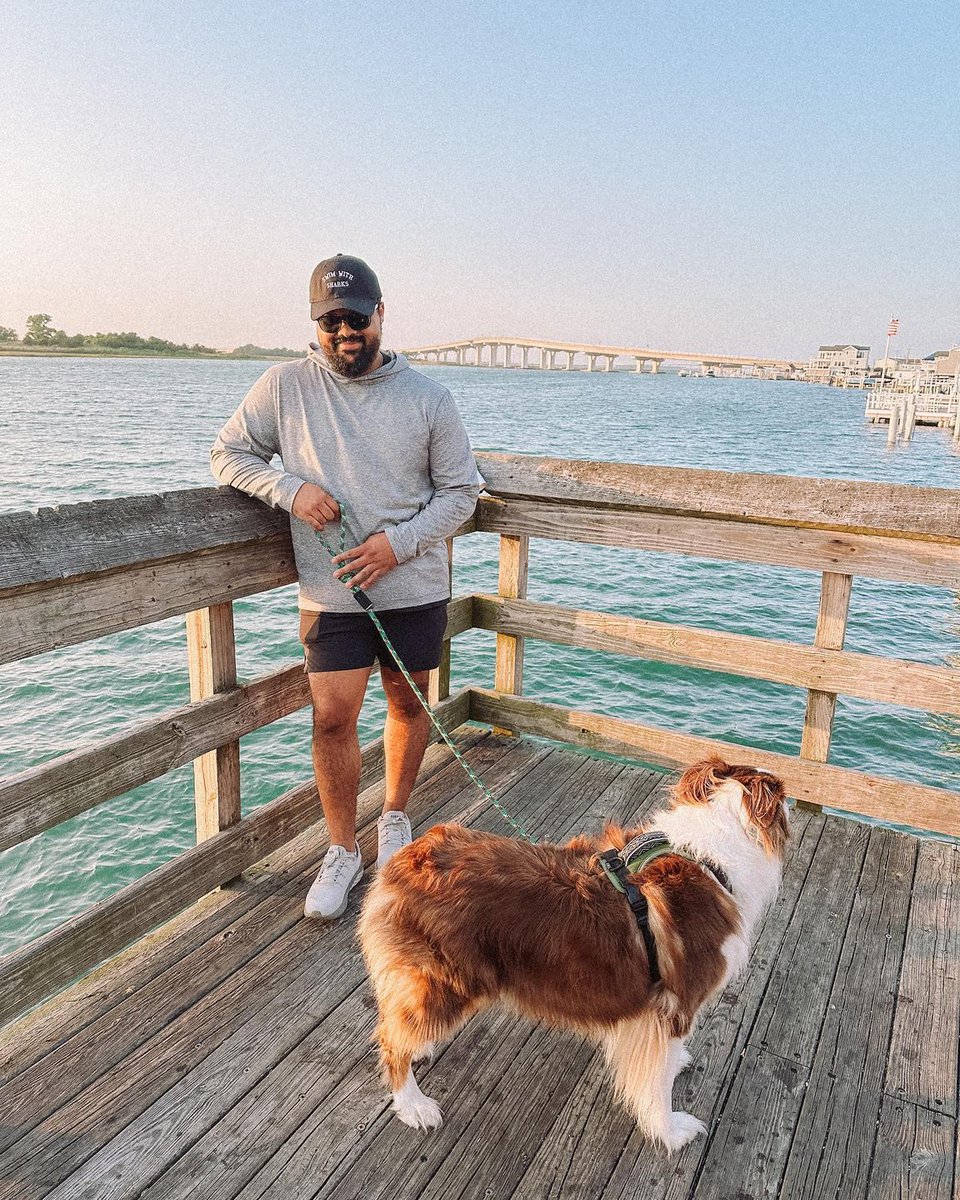 Visit_NJ's tweet photo. Can’t resist a sunset walk with your furry friend! 🐾
📍Ocean City, New Jersey 
.
.
.
📷: @riptidegarcia (via Instagram)
#VisitNJ #NewJersey #OceanCityNJ #NJBeachTowns #NJSummer https://t.co/kxAFoUagqr