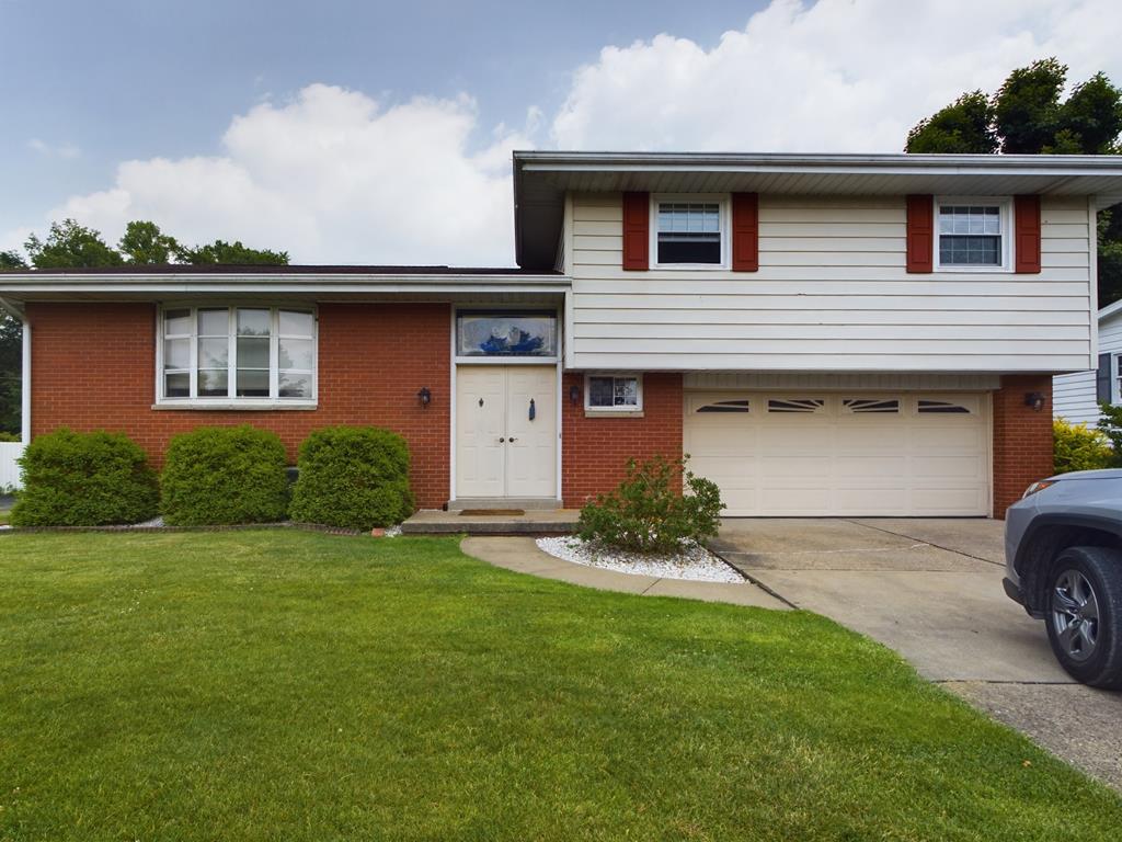 See a virtual tour of our listing on 25 Maser Ave #Wheeling #WV  #realestate tour.corelistingmachine.com/home/8DEGLP