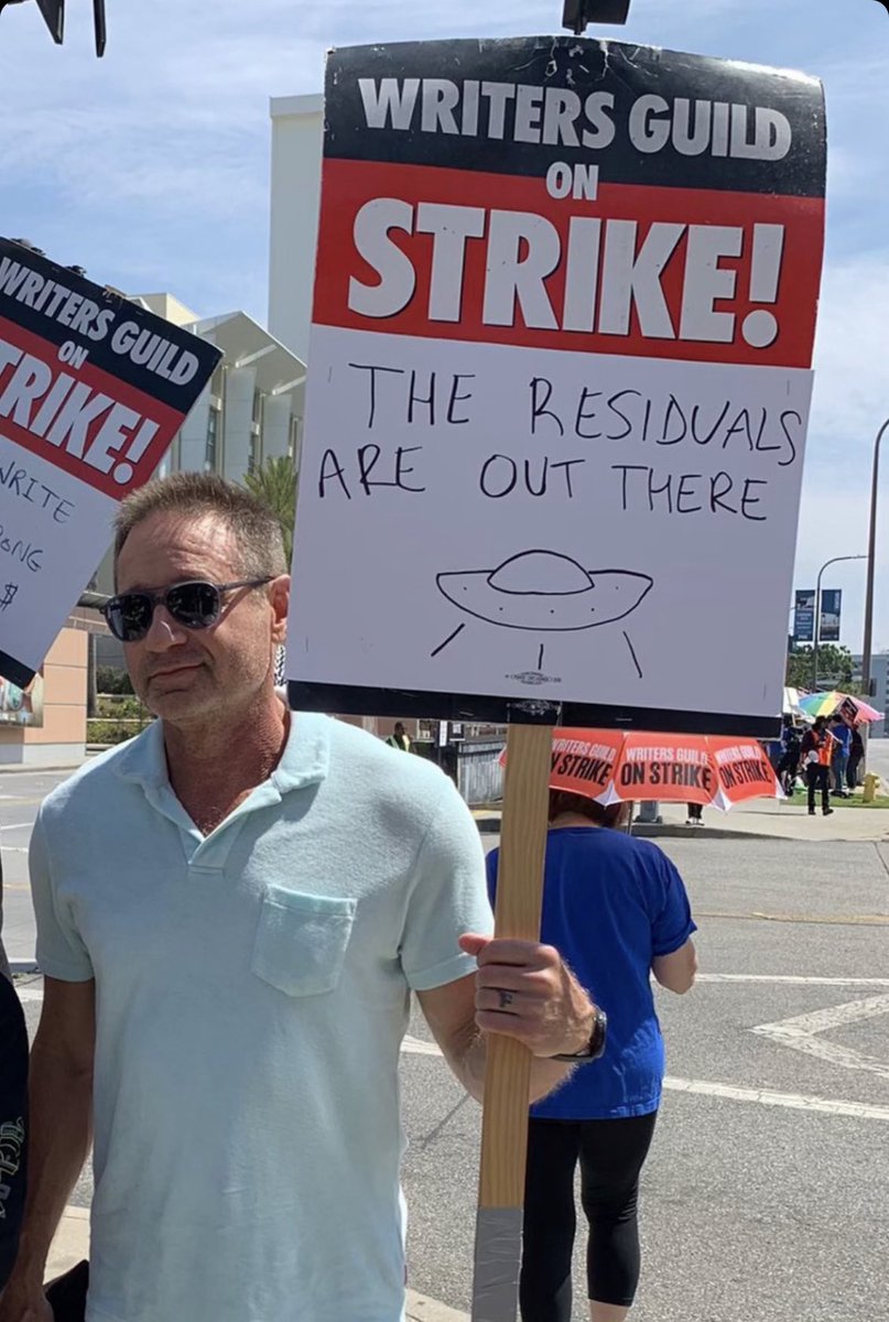 Perfect. #wgastrong #sagstrong #hotunionsummer 👽