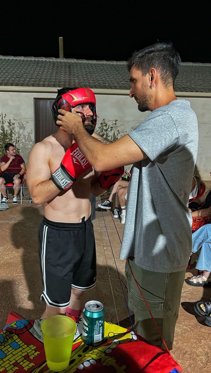 #TeamRikier 🥊
