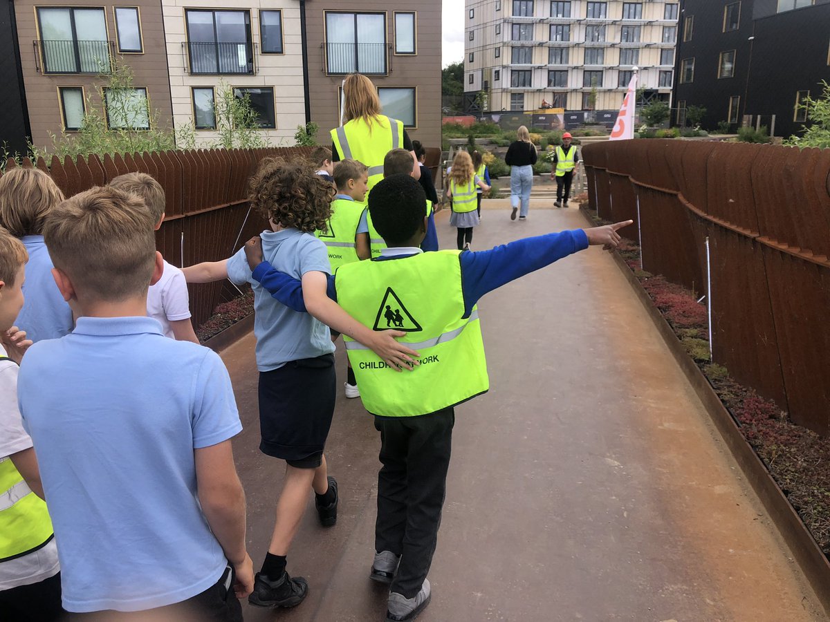 Leeds DEC tweet media