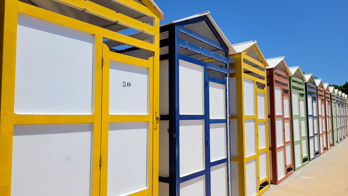 Gerhardss's tweet photo. #Cataluña #CostaBrava #sAgaró #SantFeliu #Mediterrani #Girona #sunnyday #bathings #SantPol #summertime #colours #stands🌞 https://t.co/jfXr7FQD1x