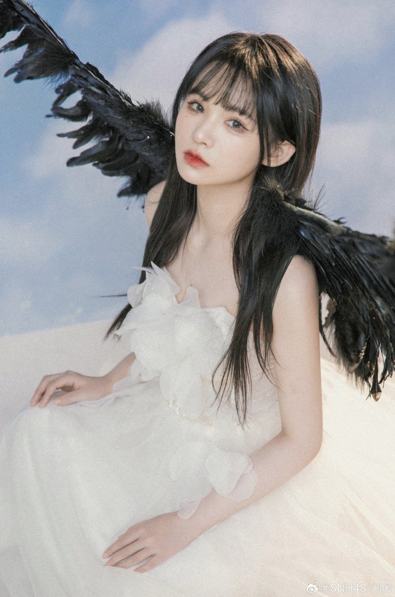 snh48_today's tweet photo. Liu Xian of #SNH48 Team NII (#BEJ48 1st generation) https://t.co/PQ360glBkL