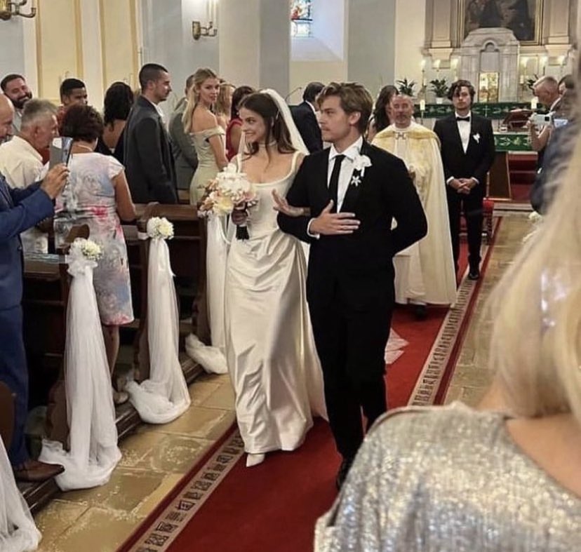 vuelvo a creer en el amor, Barbara Palvin y Dylan Sprouse se casaron