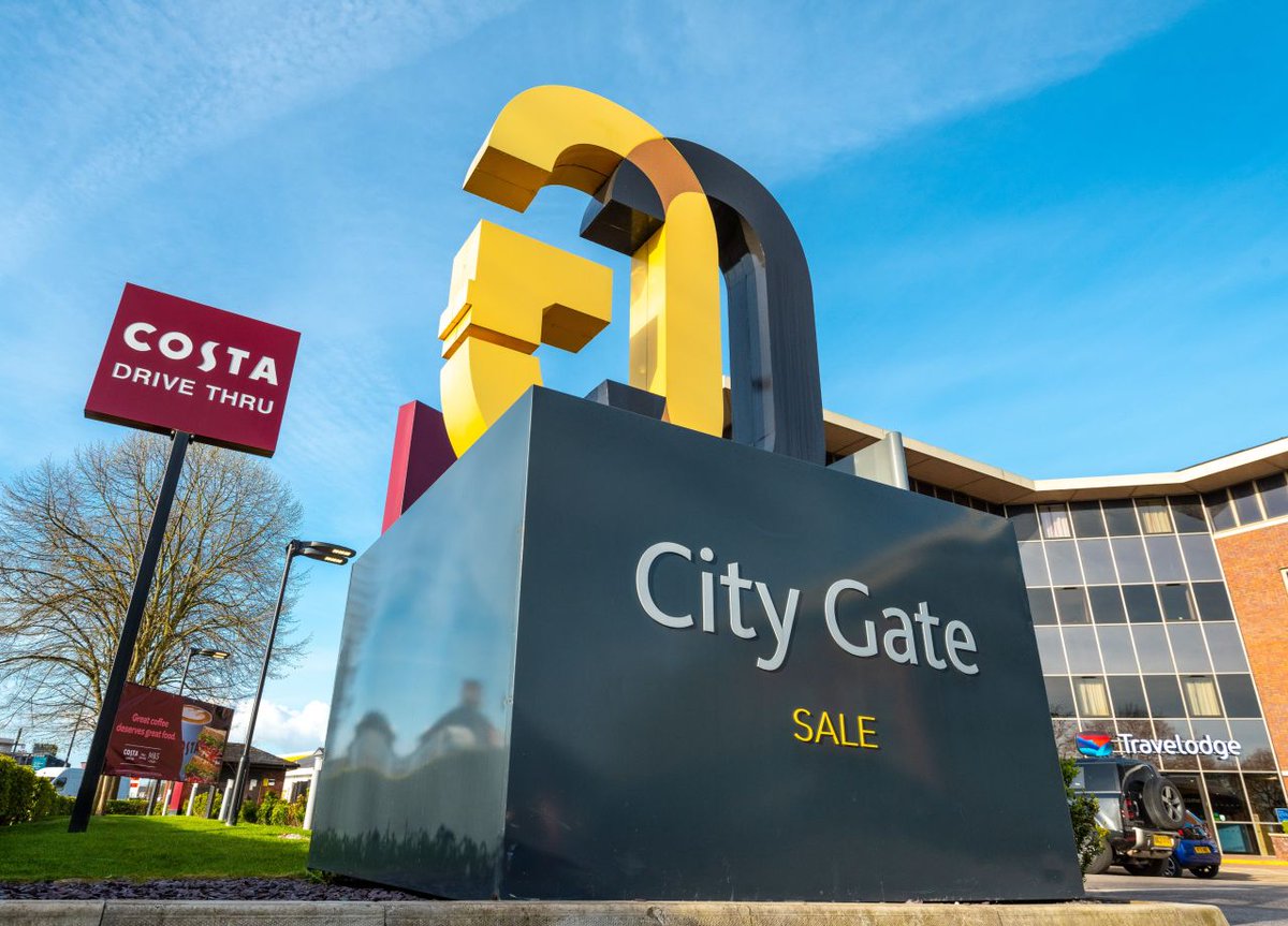 Orbit_Sale's tweet image. Hotel to office in seconds! 

Looking for that perfect #Manchester HQ to compliment your existing offices? Our #CityGate office is located next to a Travelodge hotel, making the transition from office to hotel seamless. 

Want to learn more? Visit bit.ly/3NUWi8W