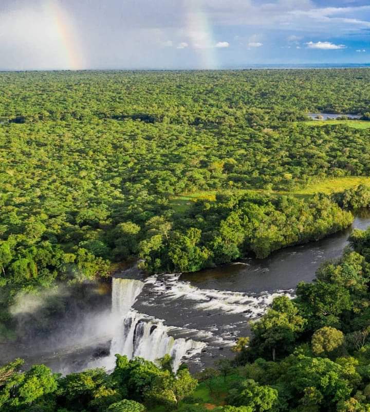 Zambianmagic's tweet image. The Lumangwe Falls 😍

📍Mporokoso, Zambia The Real Africa 🇿🇲 

📸 Gareth Vidmar Photography
