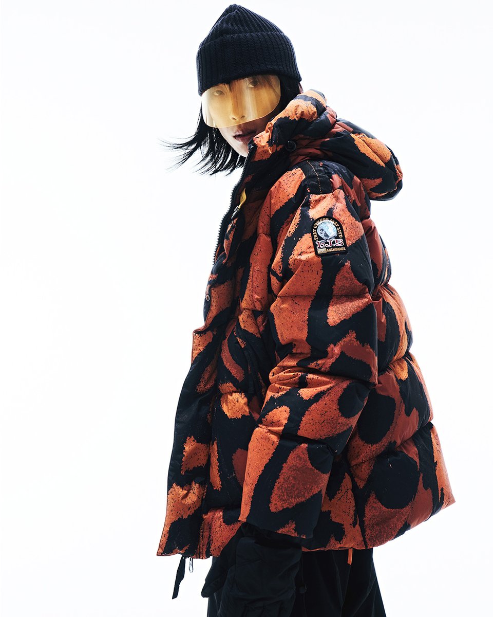 Parajumpers_PJS's tweet photo. KALEIDOSCOPE

The sound of a thousand wings beating simultaneously, moving as one shimmering image. It’s this intermingling of the personal and the communal that inspires the Parajumpers FW23 Kaleidoscope collection. 

Cloud PR, Outback series

#Kaleidoscope #ForYourJourney https://t.co/gcrPm8aR7i