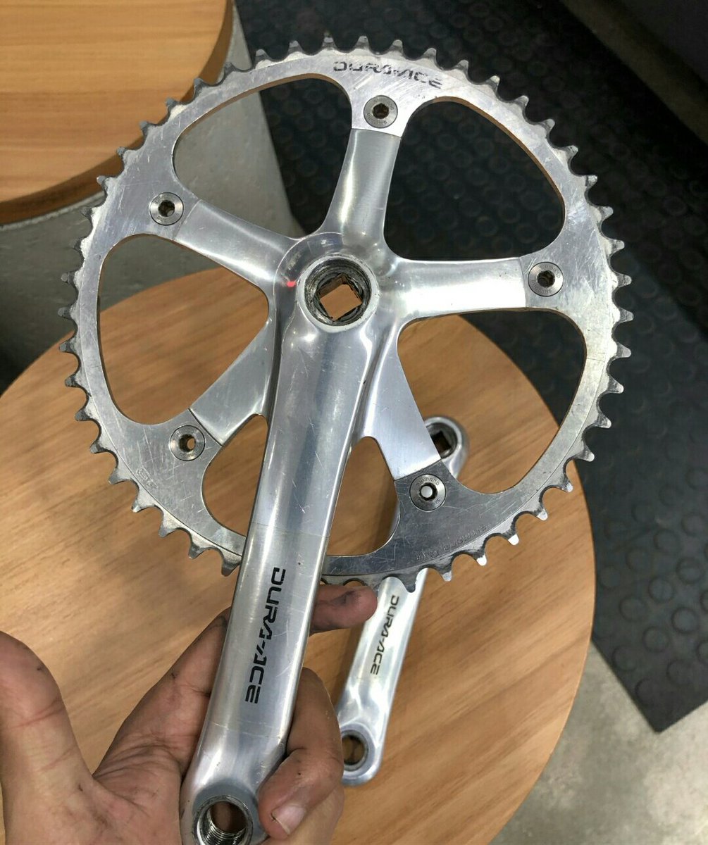 babooners's tweet photo. Crankset shimano Dura Ace FC7600 NJS 49T kondisi terawat.
Lokasi makassar.
Minat? DM aja.
#fnfjb https://t.co/dd5BvfMwDs