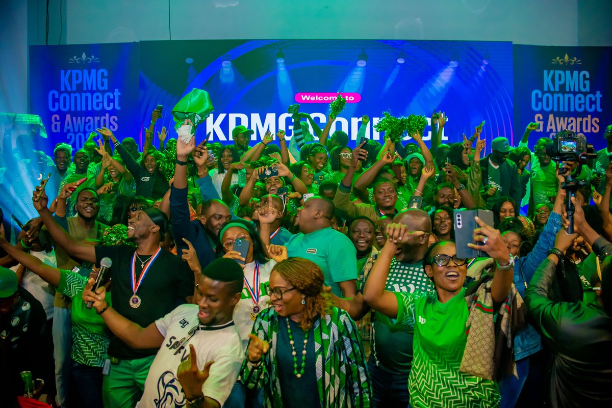 It's official!!! 
#KPMGTeamKlynveld2023 are the overall winners of the #KPMGGames2023 🏆🥇💚🎉💯