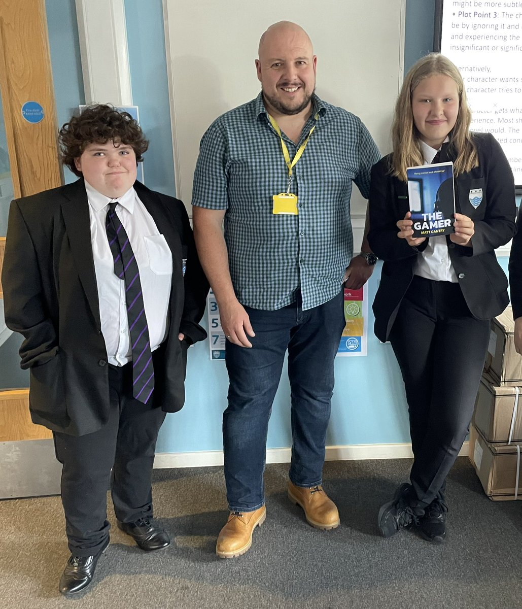 EtoneEnglish's tweet photo. Year 8 have had a fantastic day writing their own futuristic stories. Thank you to @GantryMatt for visiting and sharing your creative ideas with your suspenseful novel: The Gamer! 📚📖 https://t.co/3DHlrGpo4S