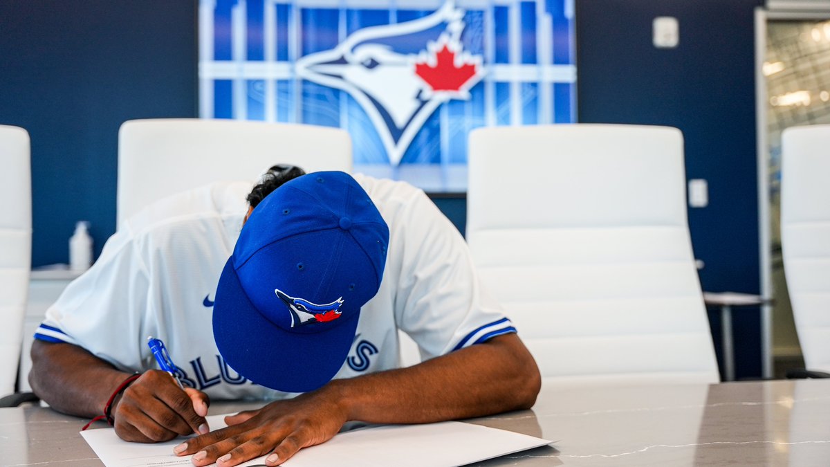 Toronto Blue Jays tweet media