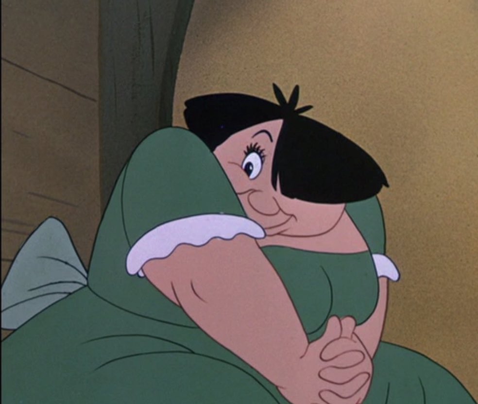 plussizeotd's tweet photo. todays plus size character of the day is tilda from disney’s sleepy hollow! https://t.co/aCj3JfNK8q