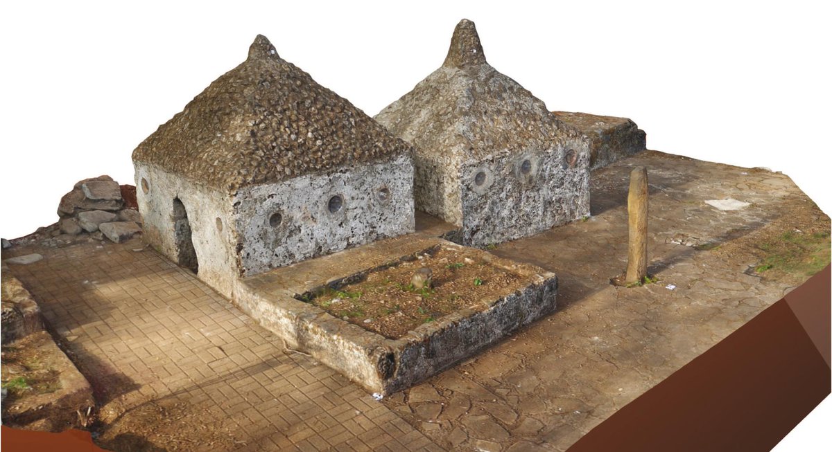 [✨#Actu] Classée au titre des monuments historiques en 2015, la mosquée ancienne de Tsingoni (Mayotte) fait l'objet d'une analyse archéologique du bâti par l'Inrap en vue de déterminer les différentes phases de construction depuis les XIIIe-XIVe siècle.
👉inrap.fr/la-mosquee-anc…