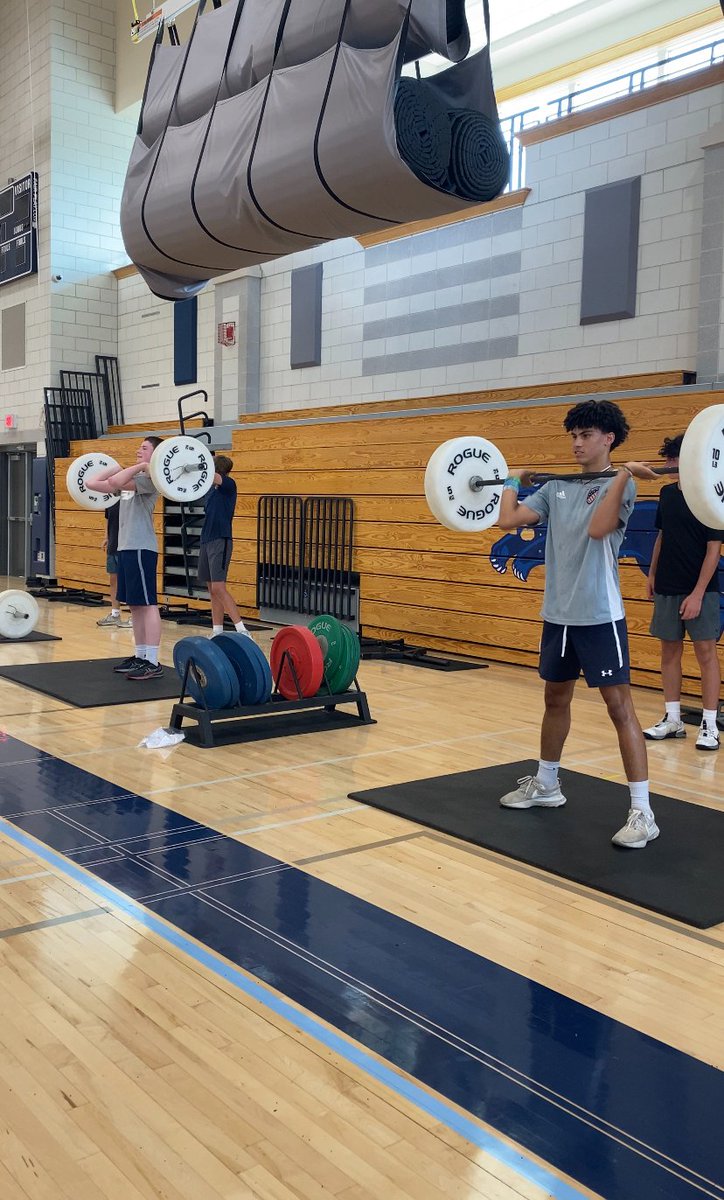 FHS strength & condo tweet media