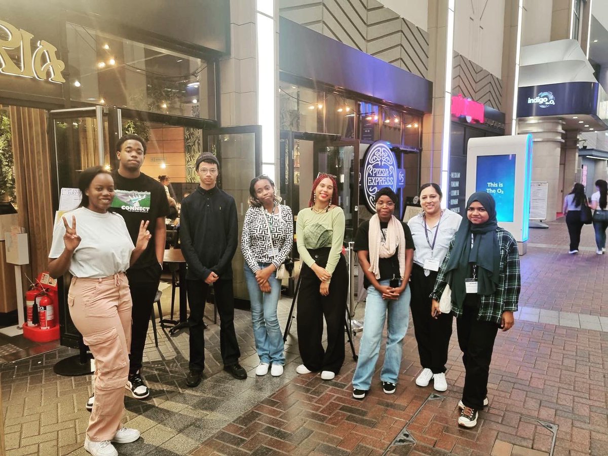 Lots of goodbyes, thank you's and wishes.💝🎦

A massive thank you to all our young carer beneficiaries for taking part in our yucan sessions, and a massive thank you to all the amazing teachers and our yucan team for working tirelessly to make this dream happen.

#LLDC 🙏