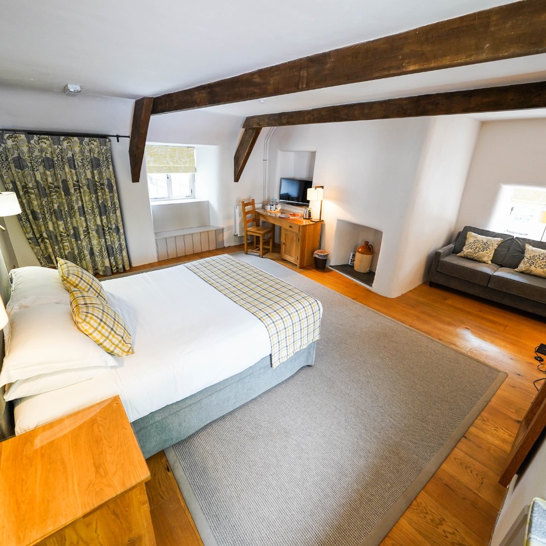 The perfect cure for those Monday blues? A staycation at The Dartmoor Inn, Merrivale, or The Ring Of Bells, North Bovey. Our organic Inns are the perfect escape.

Start planning your trip now: eversfieldorganic.co.uk/pages/our-orga…

#visitdevon #dartmoorinnmerrivale #ringofbellsnorthbovey