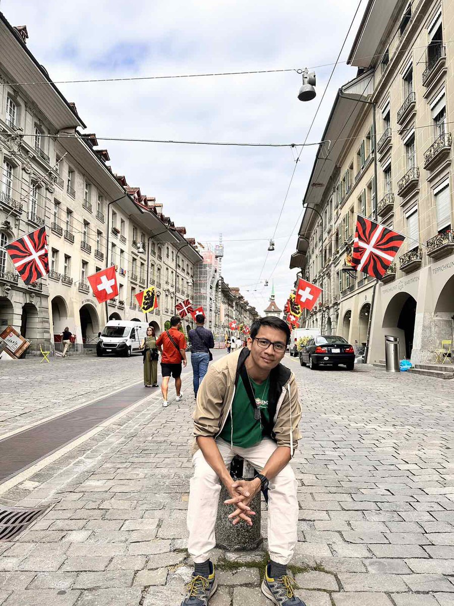 jonnie_cabatbat's tweet photo. Day 2. From Grindelwald to Lauterbrunnen to Brienz. Tired but happy. Exhausted but filled with so much laughters. I so love my career.😍❤️
#WhenInSwitzerland
#LifeOfAFinancialAdvisor
#GoingPlacesWithPru https://t.co/J16XVAuMgF