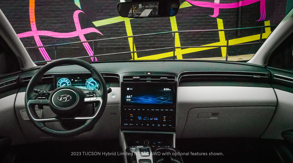 Hyundai's tweet photo. The 2023 TUCSON getting ready for a night out on the town. https://t.co/Yorl1xE0Jf