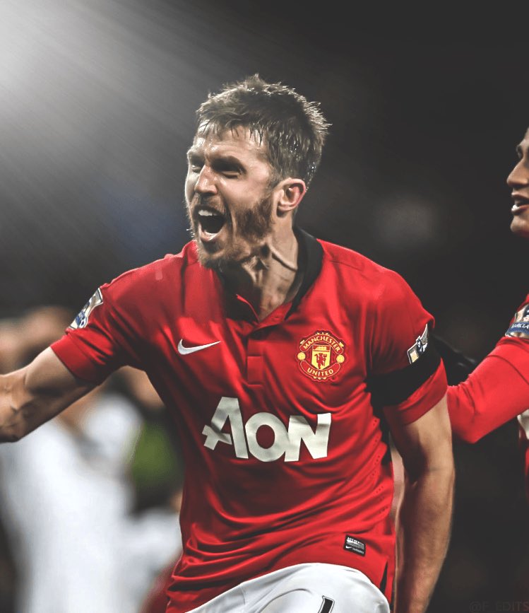 UTDReaction's tweet photo. @CFC_Janty You’re forgetting the legend that is Michael Carrick  #MUFC https://t.co/4lnFaBRWXe