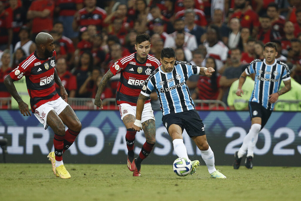 mundodabola's tweet photo. Mando de campo da semifinal da Copa do Brasil:

IDA: Grêmio x Flamengo
VOLTA: Flamengo x Grêmio

📸 Wagner Meier/Getty Images https://t.co/LUZGot5v8r