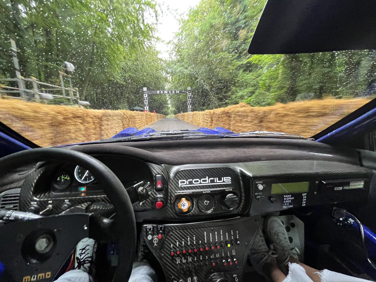 karunchandhok's tweet photo. Cockpit views from the 4 amazing cars I drove at @fosgoodwood… 

Le Mans winning cars :  Porsche 917k from 1970 &amp; Mazda 787b from 1991

Colin McRae’s Subaru Impreza from 1996 and CanAM Mclaren M6B from 1968 https://t.co/Euf25LD2ow