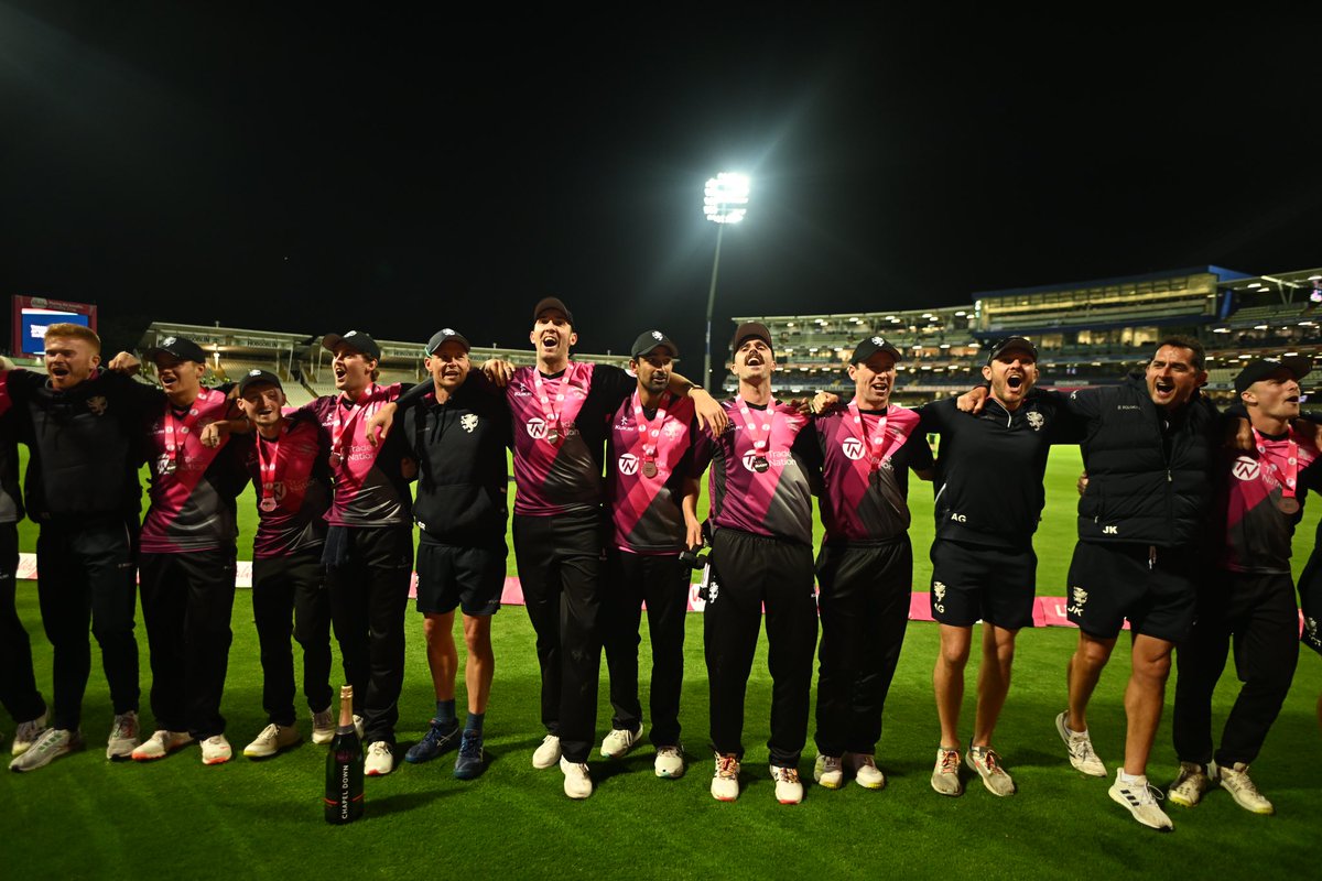 Andrew Griffiths tweet media