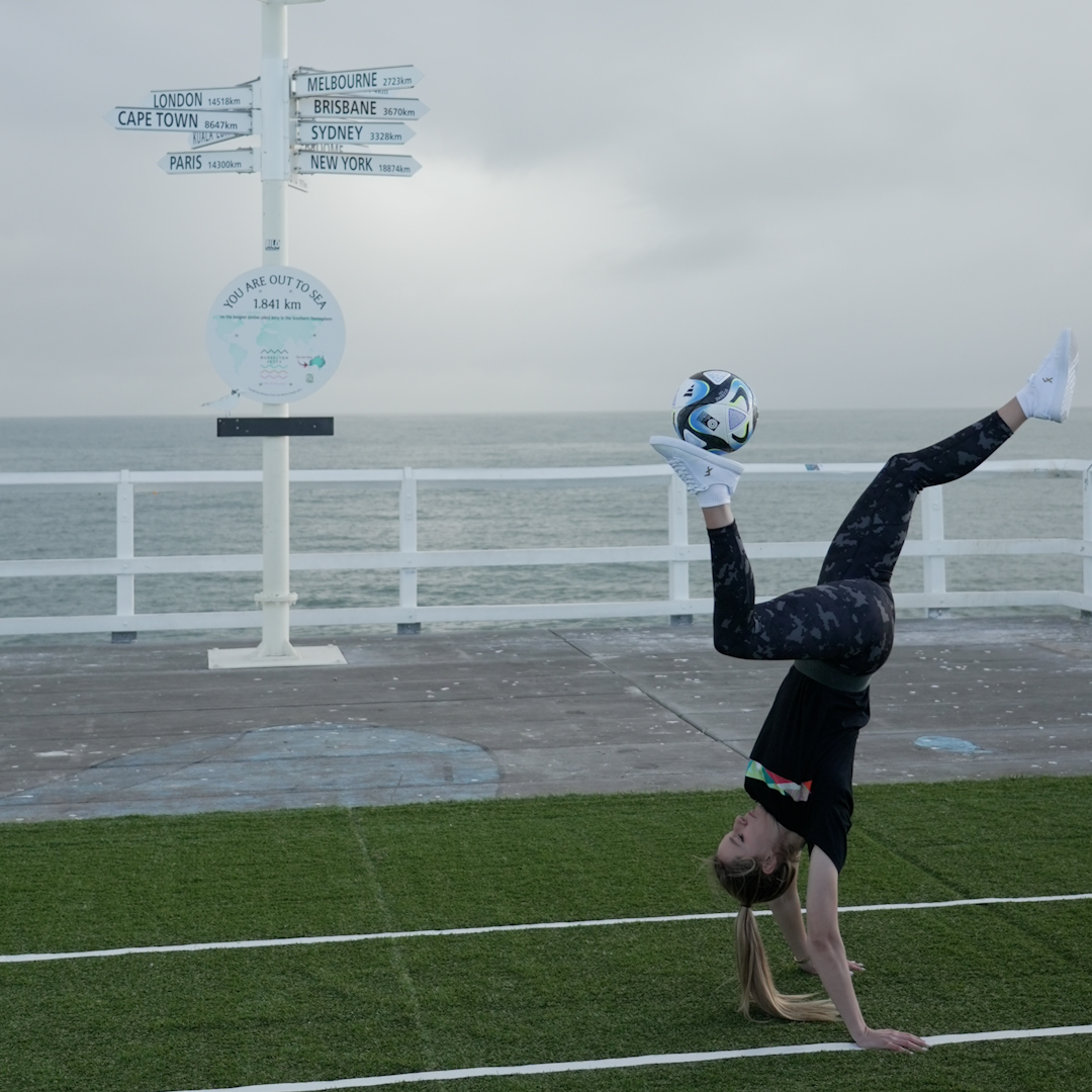 FIFAWWC's tweet photo. The FIFA Women's World Cup™ Trophy Tour making lots of noise in Perth! The first match in Perth is 22nd July! 🏆 #FIFAGoingBeyond #FreestyleFootball #WomensFootball #FIFAWWC https://t.co/zMfKitNWXR