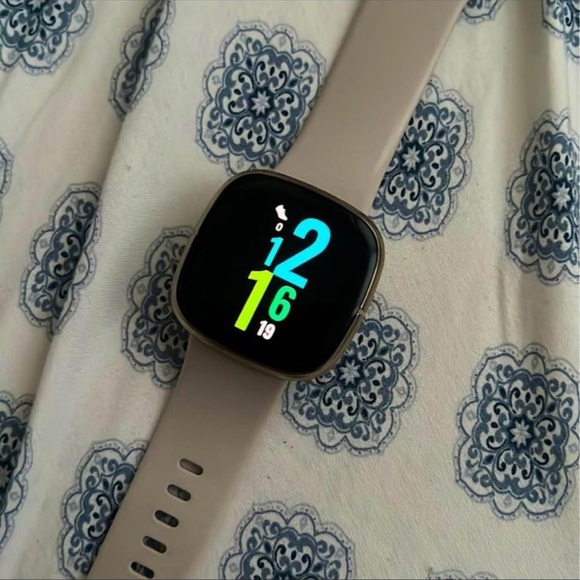 So good I had to share! Check out all the items I'm loving on <a href="/Poshmarkapp/">Poshmark</a> #poshmark #fashion #style #shopmycloset #levis #gb: poshmark.com/user/littlemis…