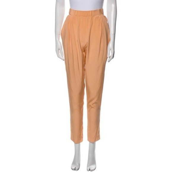 ChassityLabelle's tweet photo. So good I had to share! Check out all the items I'm loving on @Poshmarkapp #poshmark #fashion #style #shopmycloset #31philliplim: https://t.co/GElhcmo5Bd https://t.co/hhn0TOZ81d