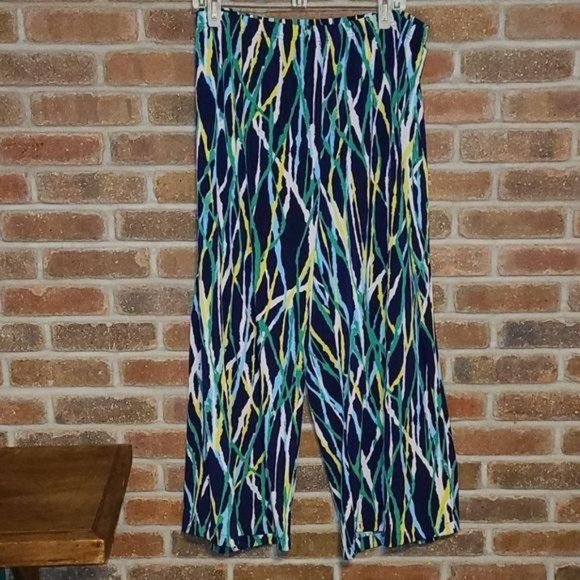 So good I had to share! Check out all the items I'm loving on <a href="/Poshmarkapp/">Poshmark</a> #poshmark #fashion #style #shopmycloset #bobmackie: posh.mk/1Sk7DoINvBb