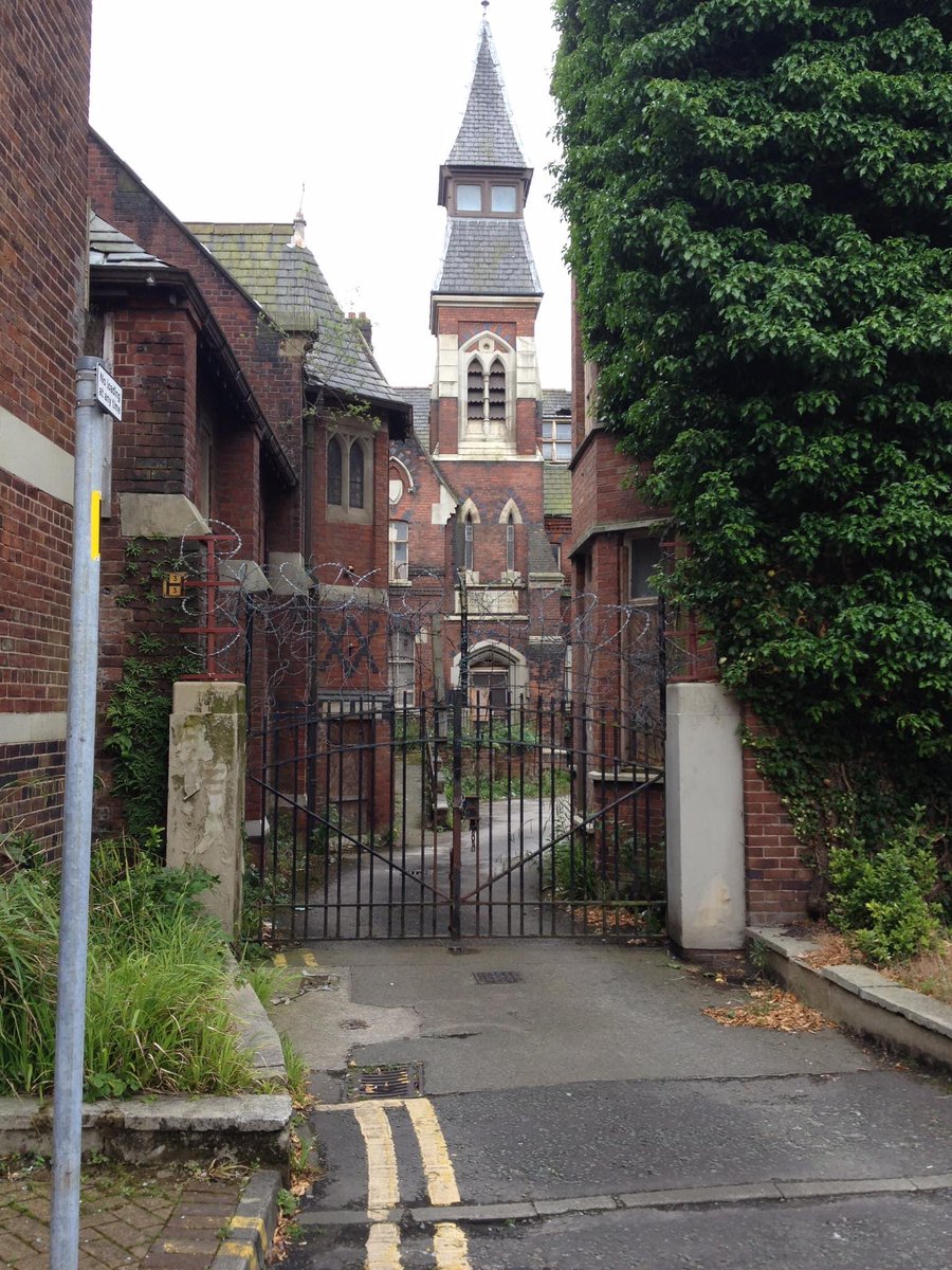 nicolljohn's tweet photo. A piece of Preston history just wasting away 💔

Credit: James Tull Goodwin https://t.co/Ylyf2xM8nN