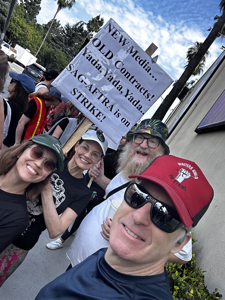 Mr. Show and Lucky Hank representin’ at WB today!!  Onwards!