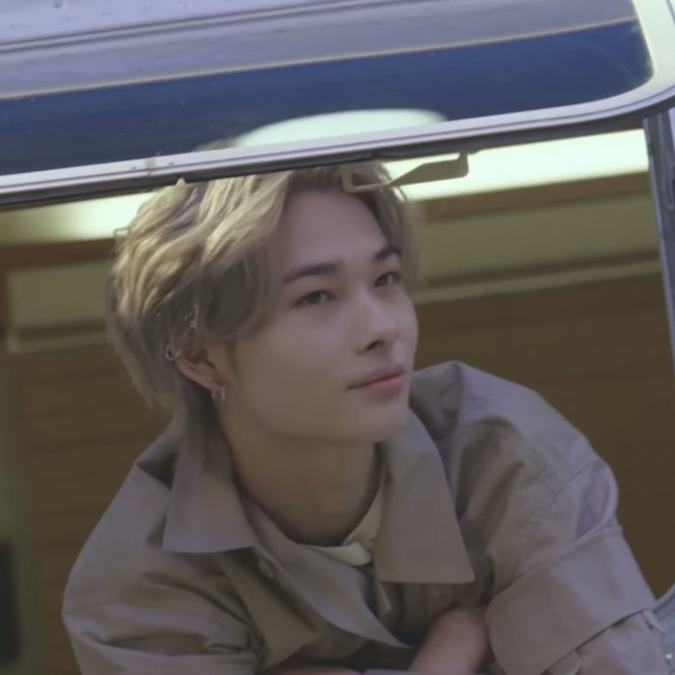 nnikikun's tweet photo. he’s truly the handsomest boy #ni_ki https://t.co/SsEtMozxDl