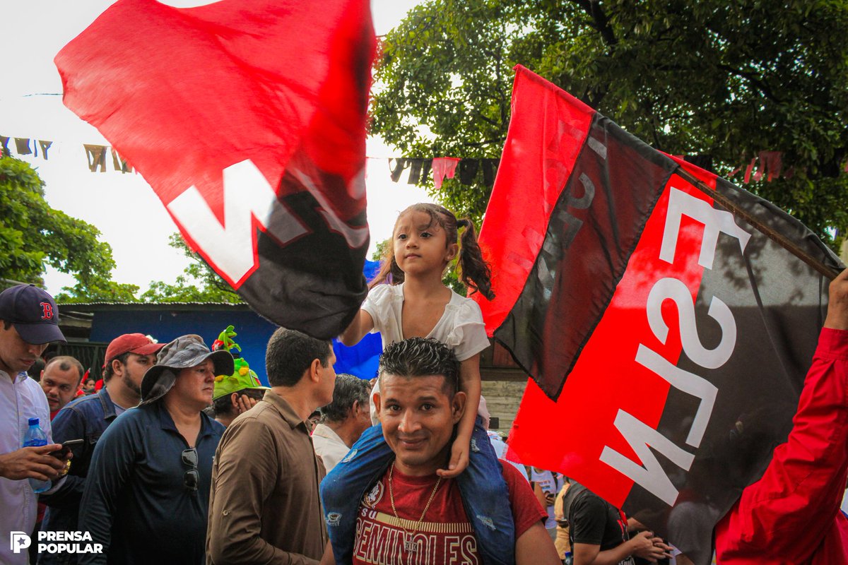 PrensaPopulr's tweet photo. #Fotos📸| Celebramos nuestro 4️⃣4️⃣/1️⃣9️⃣ siempre más allá con fuerza, valentía, orgullo y dignidad. 🇳🇮🔴⚫

Vivan nuestros Héroes y Mártires que nos guían con su ejemplo y fortaleza; fuerza de una conciencia que todos los días se renueva y crece; fuerza de valentía; fuerza https://t.co/n8ttz8PYXl