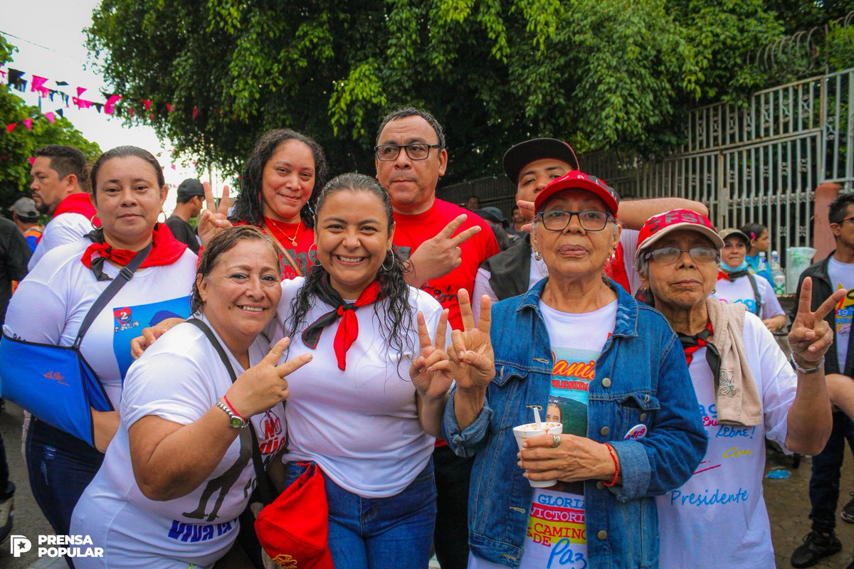 PrensaPopulr's tweet photo. #Fotos📸| Celebramos nuestro 4️⃣4️⃣/1️⃣9️⃣ siempre más allá con fuerza, valentía, orgullo y dignidad. 🇳🇮🔴⚫

Vivan nuestros Héroes y Mártires que nos guían con su ejemplo y fortaleza; fuerza de una conciencia que todos los días se renueva y crece; fuerza de valentía; fuerza https://t.co/n8ttz8PYXl