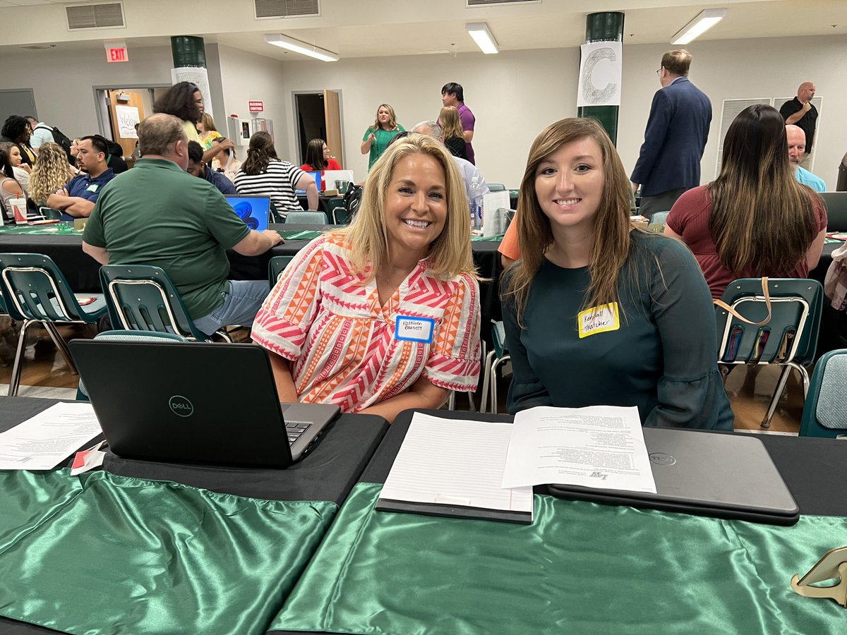 LakeWorthISD's tweet photo. Welcome to Lake Worth ISD! More than 45 new teachers are attending a Bullfrog Briefing today to learn about benefits, payroll, technology and more. We’re excited that you all joined the Bullfrog family! 🐸 #WorthIt https://t.co/12xylIKXdi