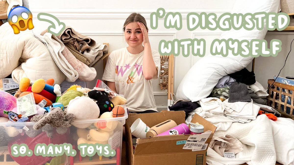 MeganEAcuna's tweet photo. New video! Decluttering my ENTIRE Life (and being a lil shocked at how much stuff we’ve accumulated 😬) https://t.co/cY7DDzj47w https://t.co/S290MPr6FG