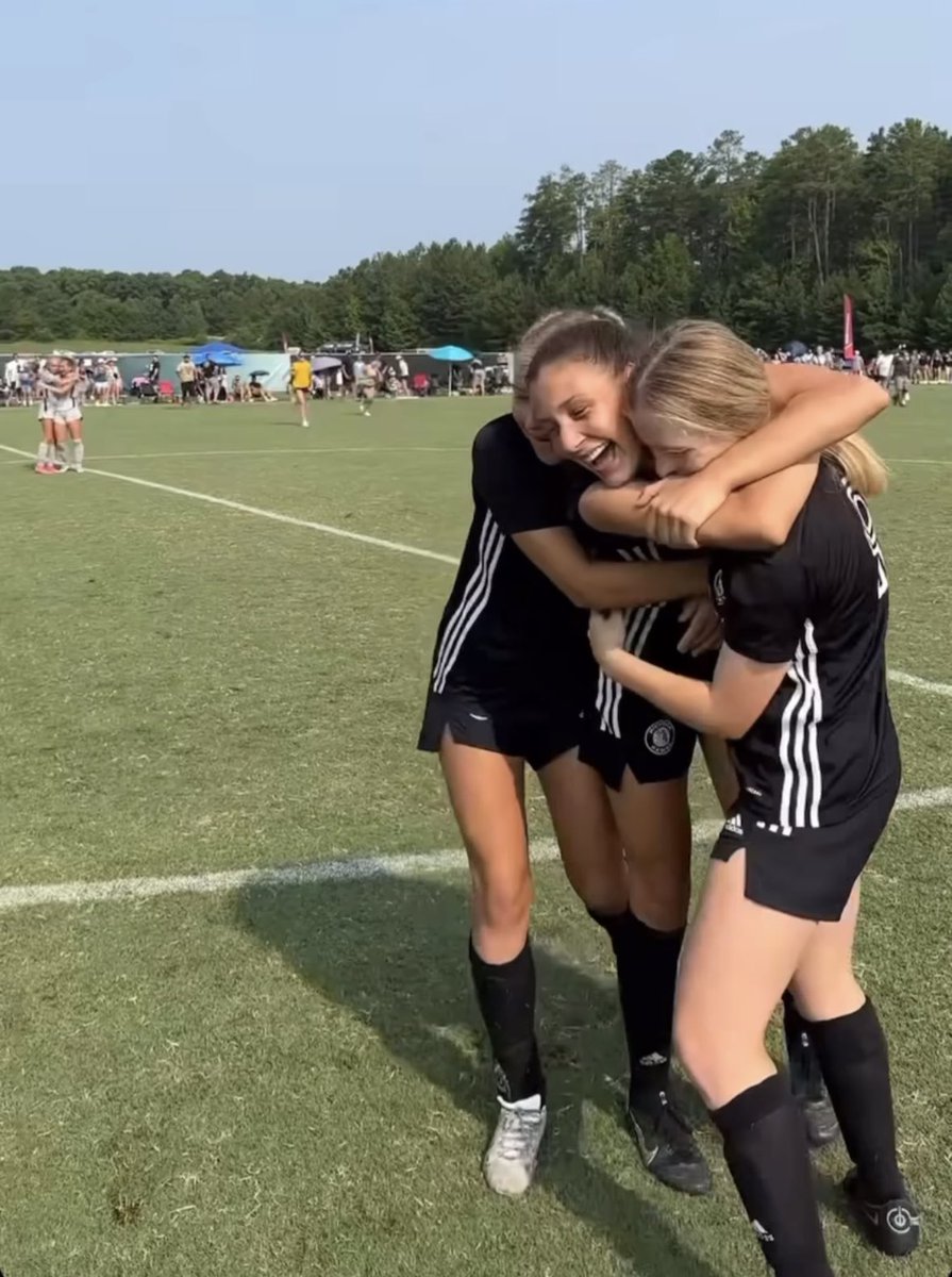 Alison_ernst10's tweet photo. We did it!!! Hawks 08 are national champs! So proud of this team and so grateful for such an amazing experience! @ECNLgirls @Michigan_Hawks https://t.co/7hwNifuUon