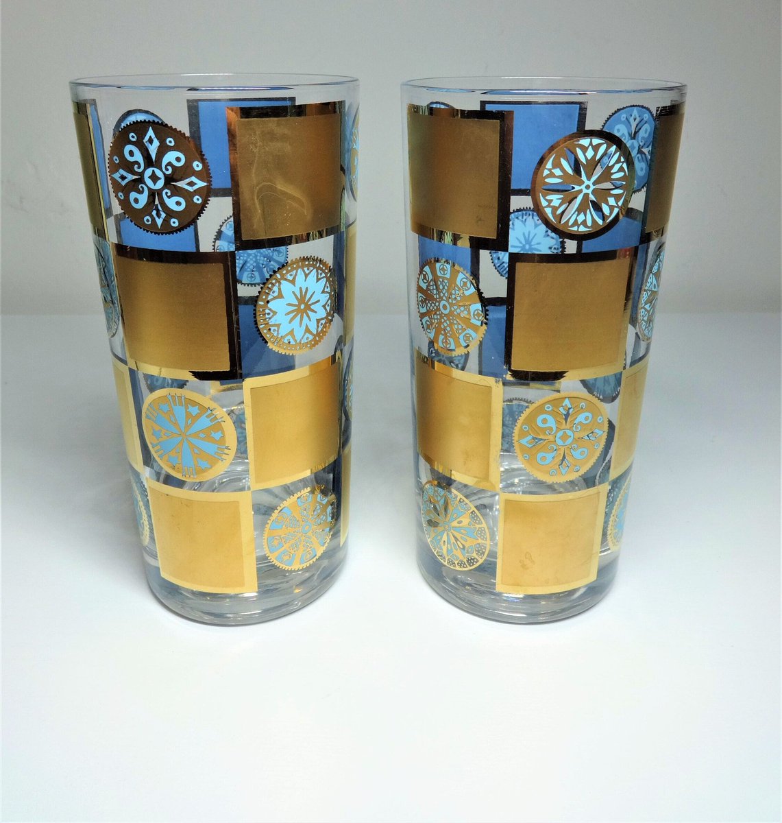 Excited to share the latest addition to my #etsy shop: Culver Turquoise and Gold High Ball Glasses etsy.me/3Q0BL5B #clear #gold #no #glass #culver #highballglasses #drinkingglasses #barware #vintageglasses