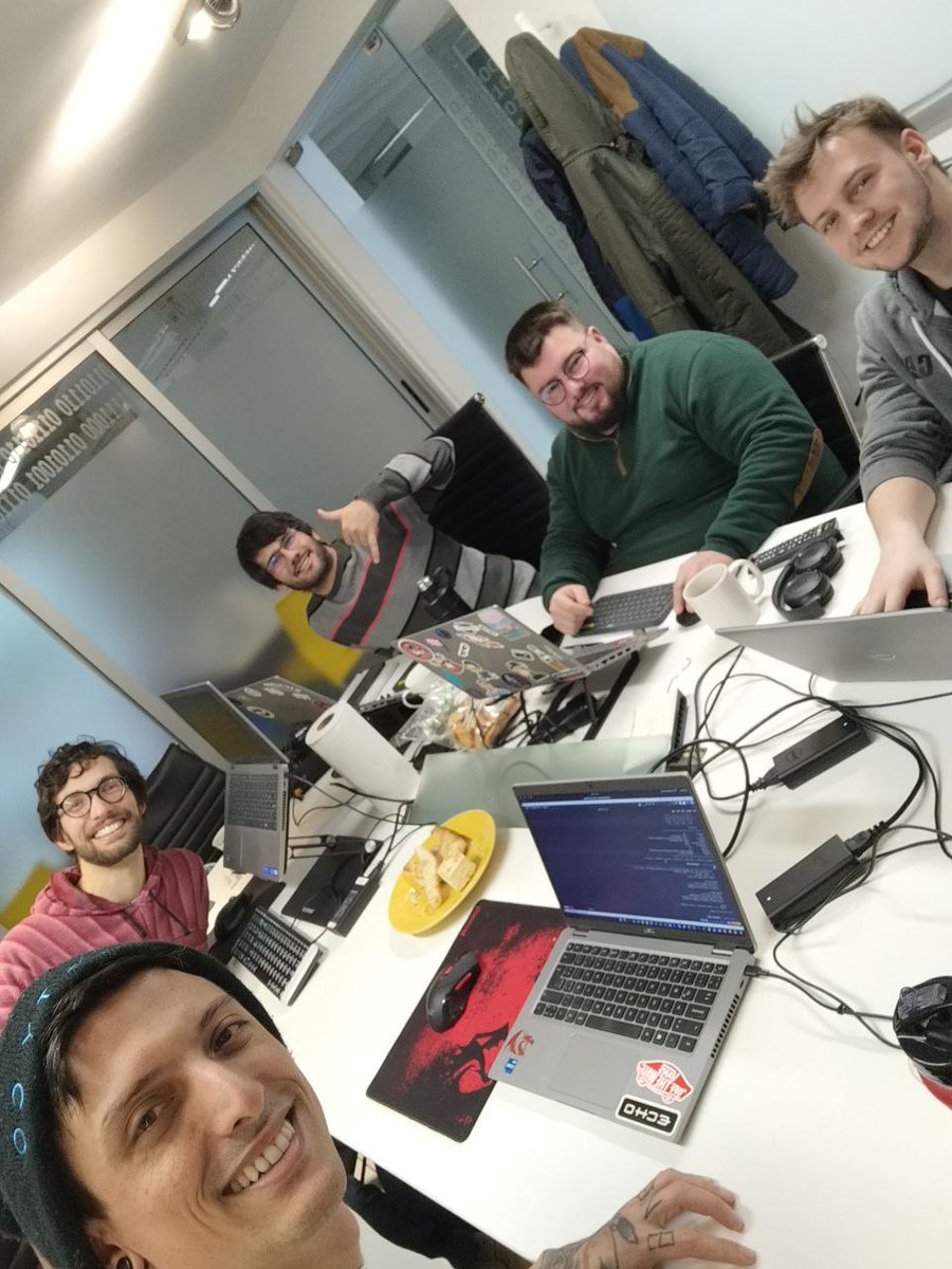 GuayoyoCyber's tweet photo. 🔥 !La competición estuvo intensa! A pesar de no lograr estar dentro del Top 100, nuestro equipo dejó su marca 💥 Nos mantuvimos en la pelea y dentro de los 100 por mucho tiempo, al final alcanzamos el puesto 103 de 982 equipos. 👨💻🇺🇾
#CTF #BusinessCTF23 #HTBBusiness #HackTheBox https://t.co/6SwruV7iGU